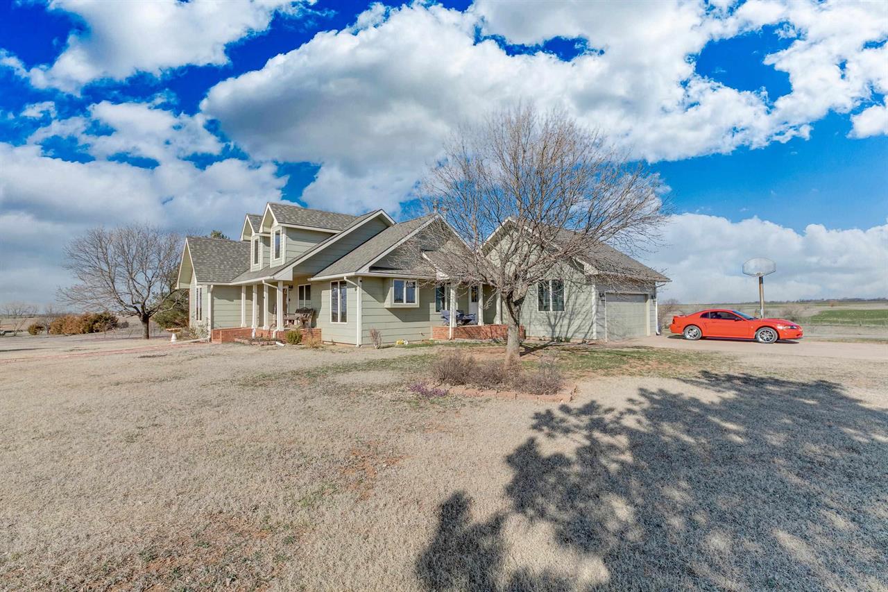 For Sale: 639 N Bluff Rd, Conway Springs KS